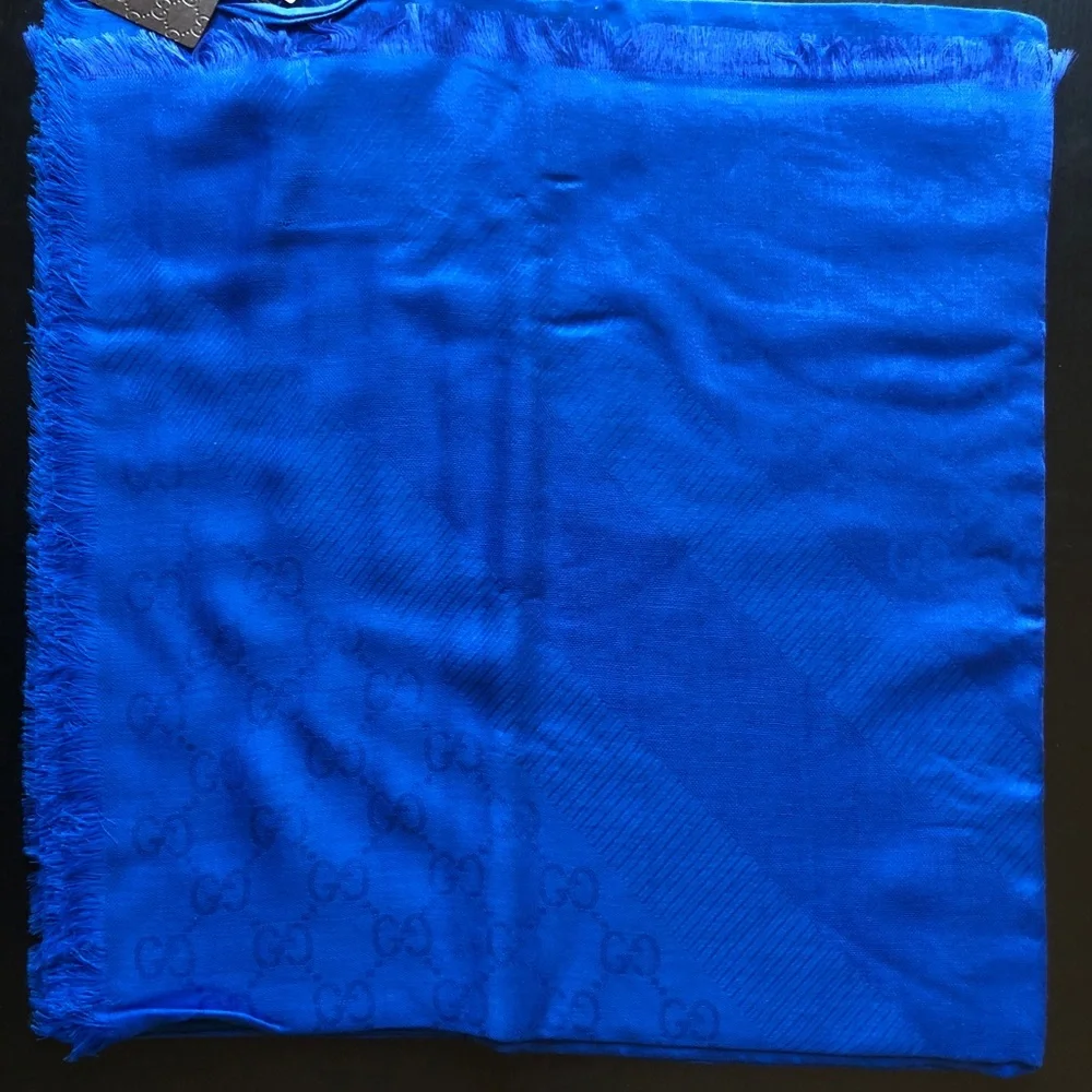 Gucci GG cotton model scarf